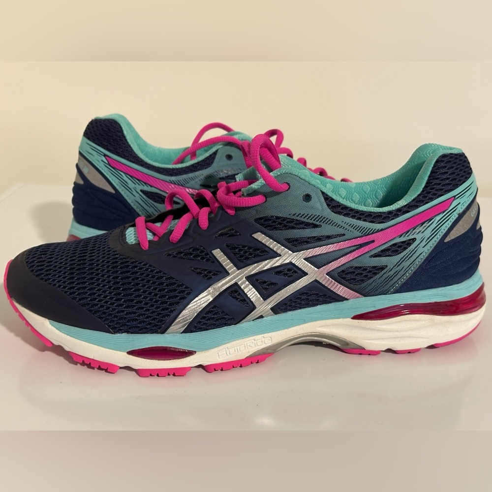 ASICS Gel-Cumulus Women’s Running Shoes Size 12